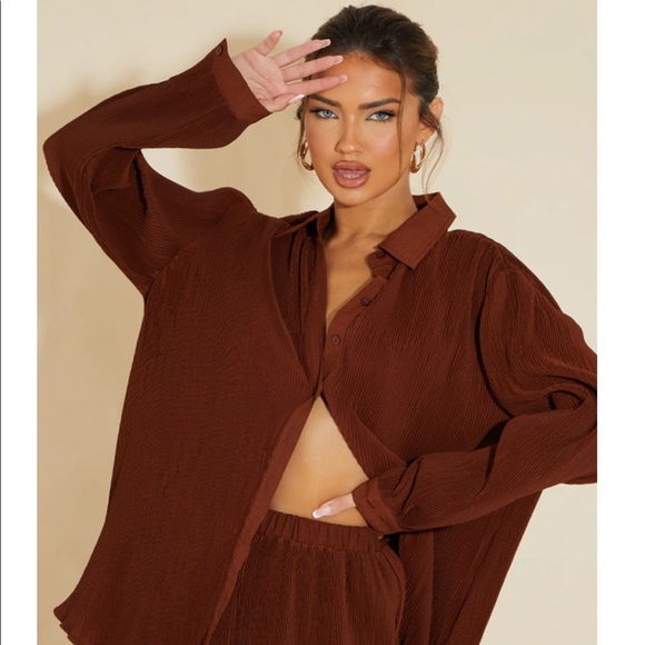 Chocolate Brown Plisse High Waisted Wide Leg Pants & matching oversized shirt - Picture 2 of 5